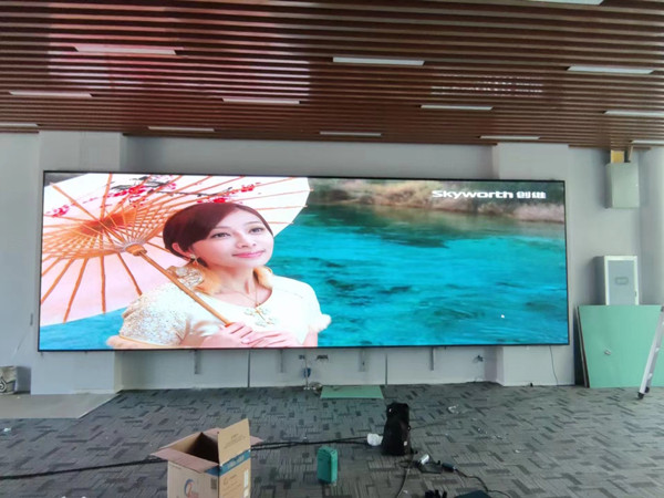 湘阴P1.53led小间距屏安装案例